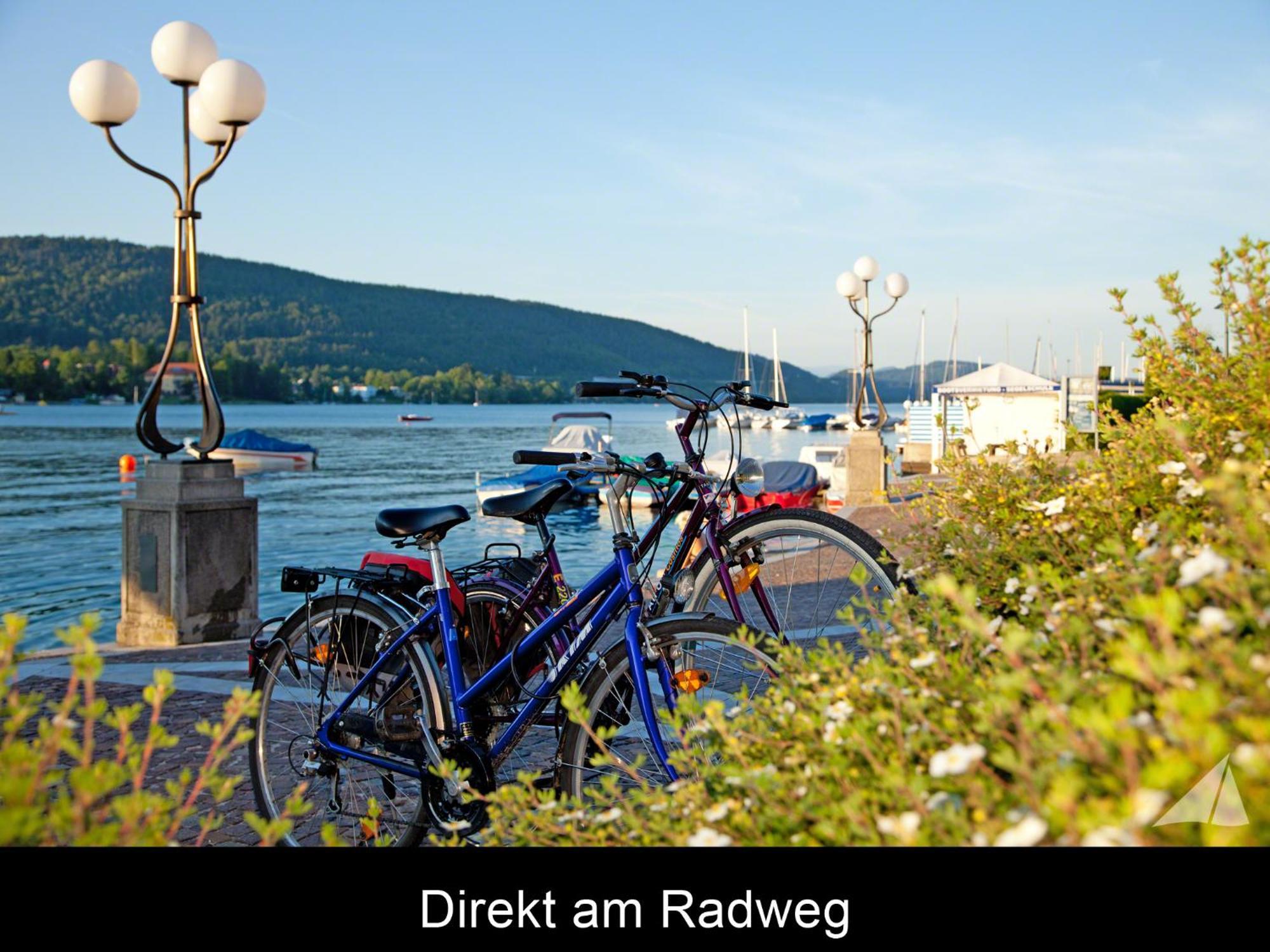 Hotel-Restaurant "Veldener Traumschiff" Direkt Am See In 2Min Im Zentrum フェルデン・アム・ヴェルターゼー エクステリア 写真