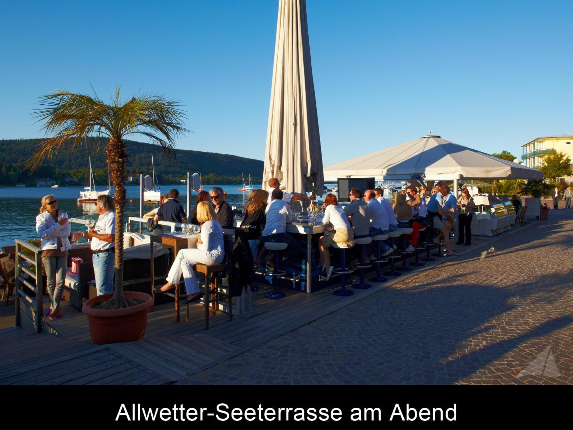 Hotel-Restaurant "Veldener Traumschiff" Direkt Am See In 2Min Im Zentrum フェルデン・アム・ヴェルターゼー エクステリア 写真