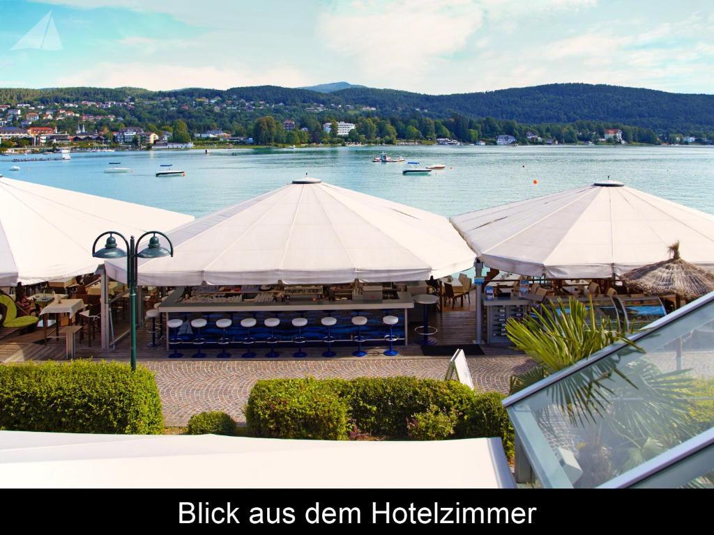 Hotel-Restaurant "Veldener Traumschiff" Direkt Am See In 2Min Im Zentrum フェルデン・アム・ヴェルターゼー エクステリア 写真